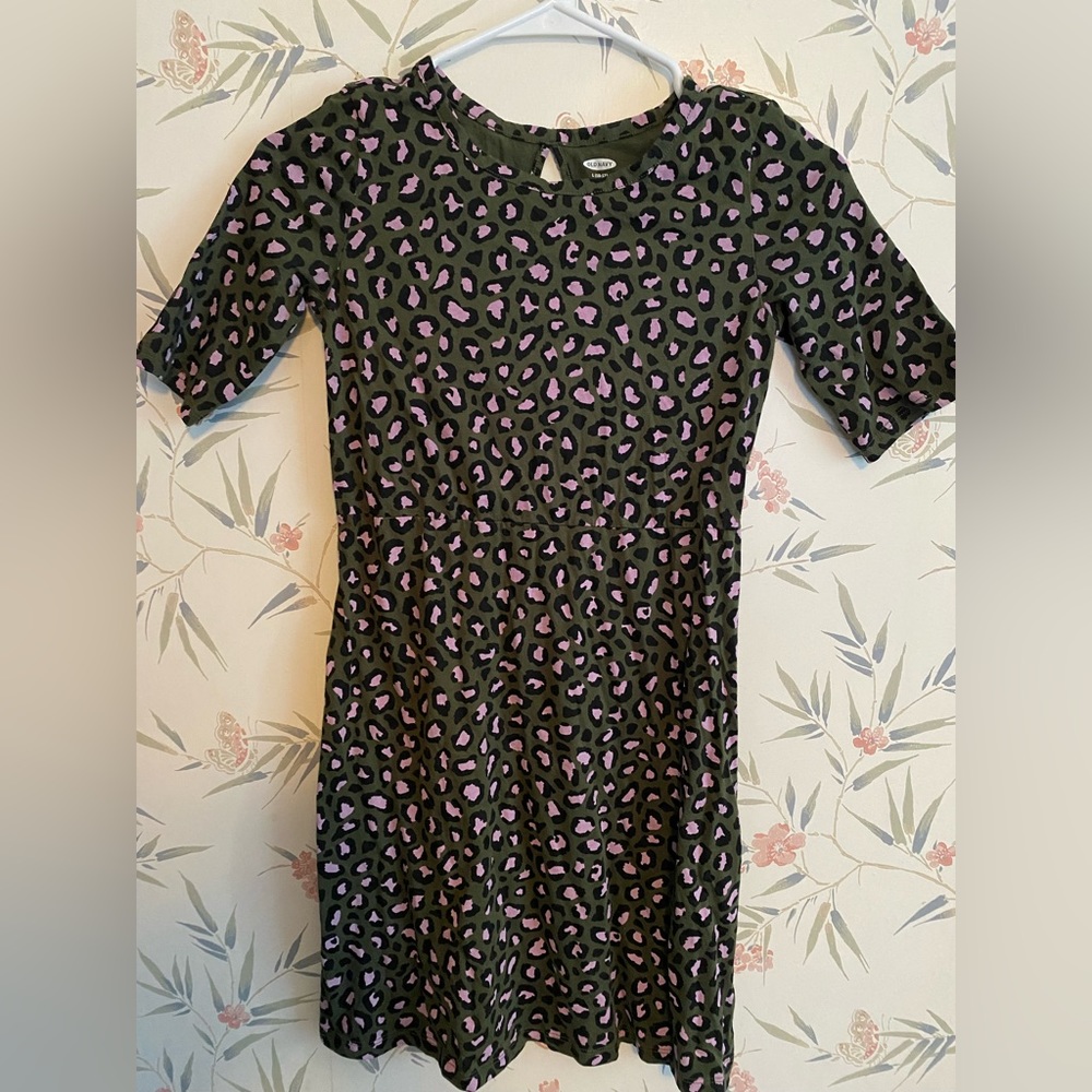Girls old navy green cheetah print dress - size 10-12